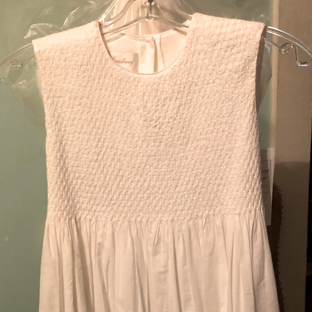 Beautiful long eyelet front dress size 10 girls